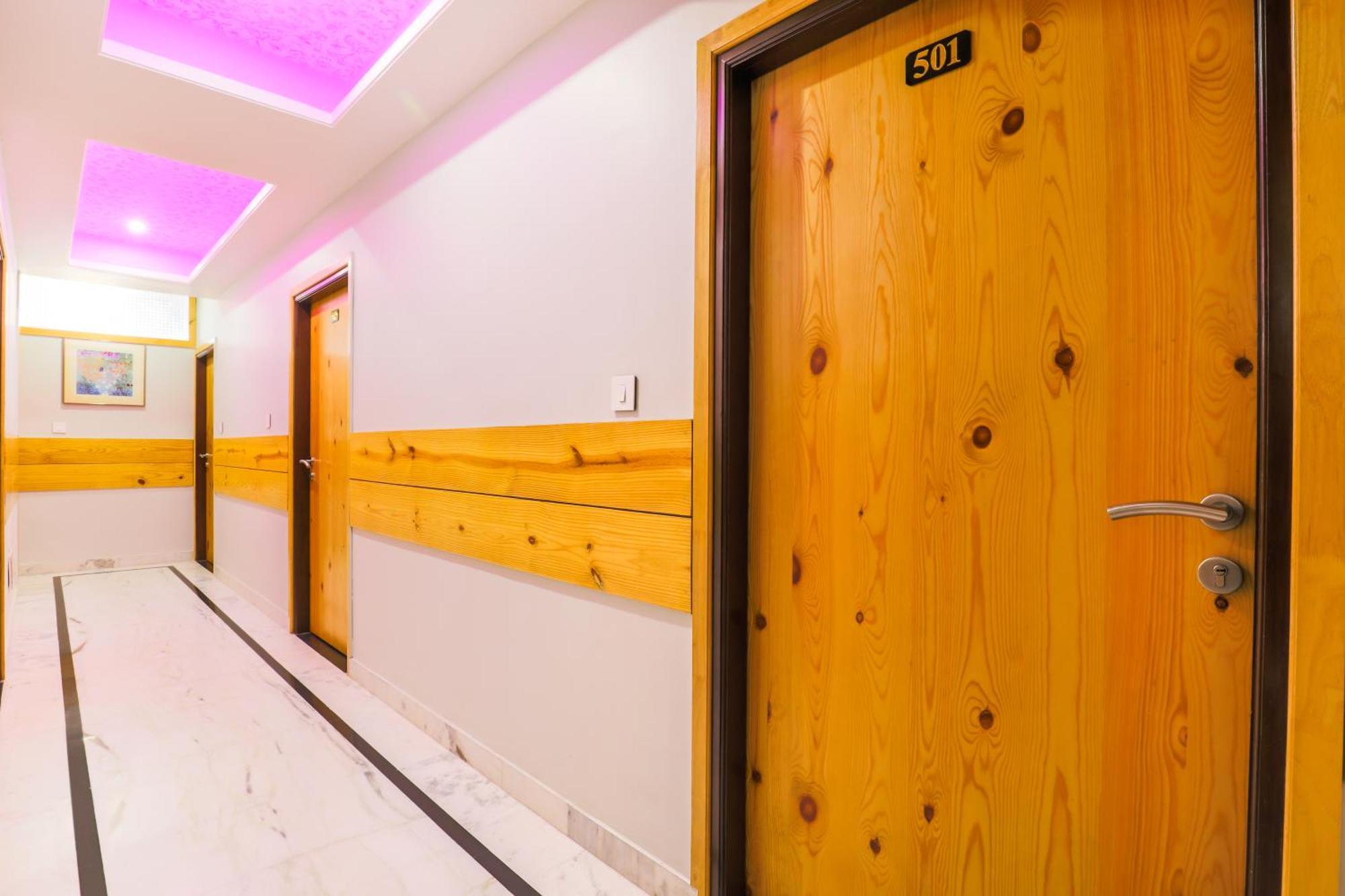 Jaipur The Lodge B&B Ngoại thất bức ảnh