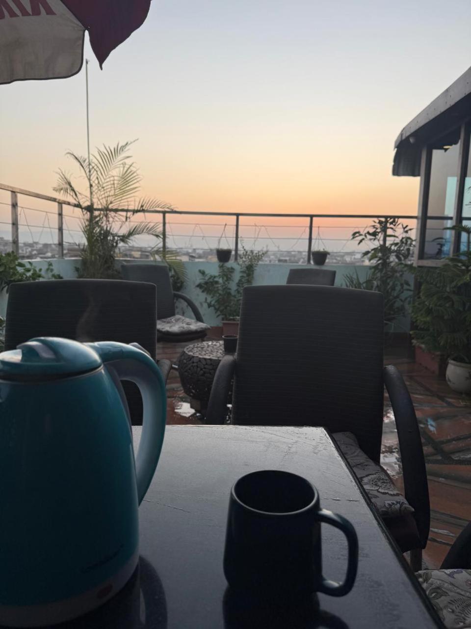 Jaipur The Lodge B&B Ngoại thất bức ảnh